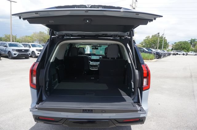 New 2027 Ford Expedition Platinum w/ Driver's Package AWD/4WD image 18