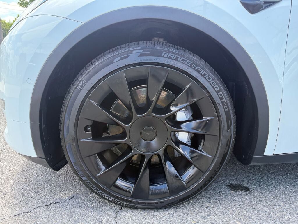 Used 2020 Tesla Model Y Long Range AWD/4WD image 33