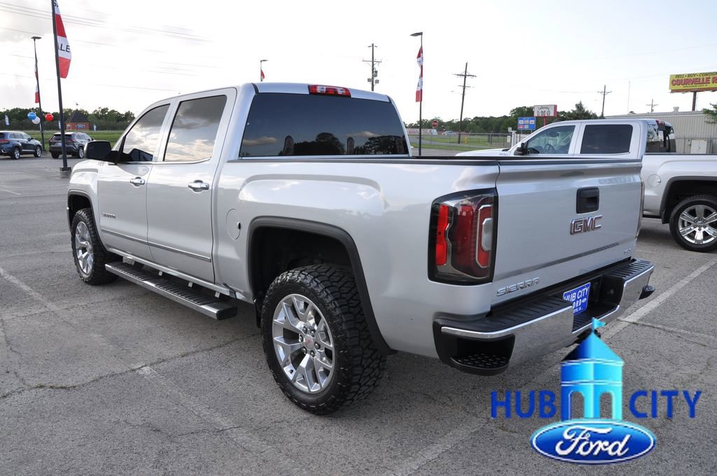 Used 2018 GMC Sierra 1500 SLT w/ SLT Premium Package AWD/4WD image 3