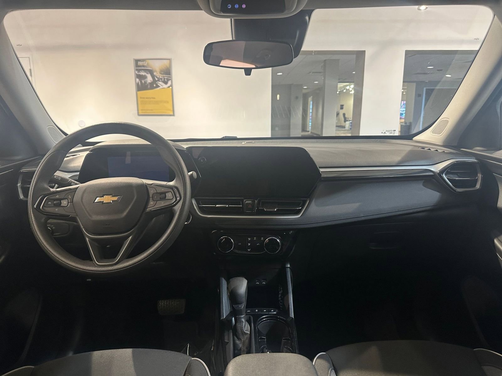 Used 2025 Chevrolet TrailBlazer LT image 33