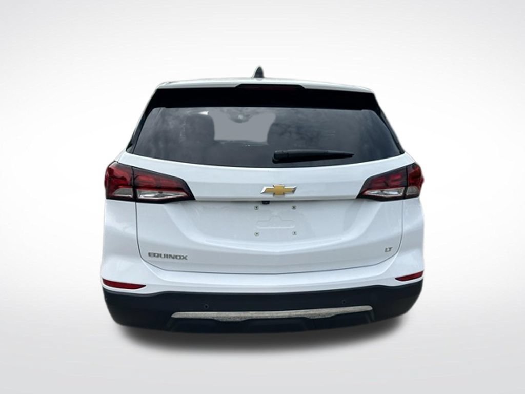 Used 2024 Chevrolet Equinox LT w/ LPO, Floor Liner Package FWD image 5
