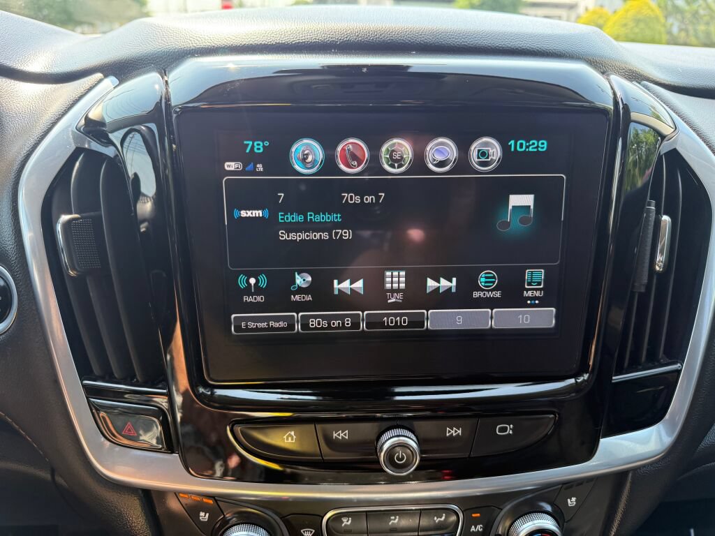 Used 2019 Chevrolet Traverse Premier AWD/4WD image 18
