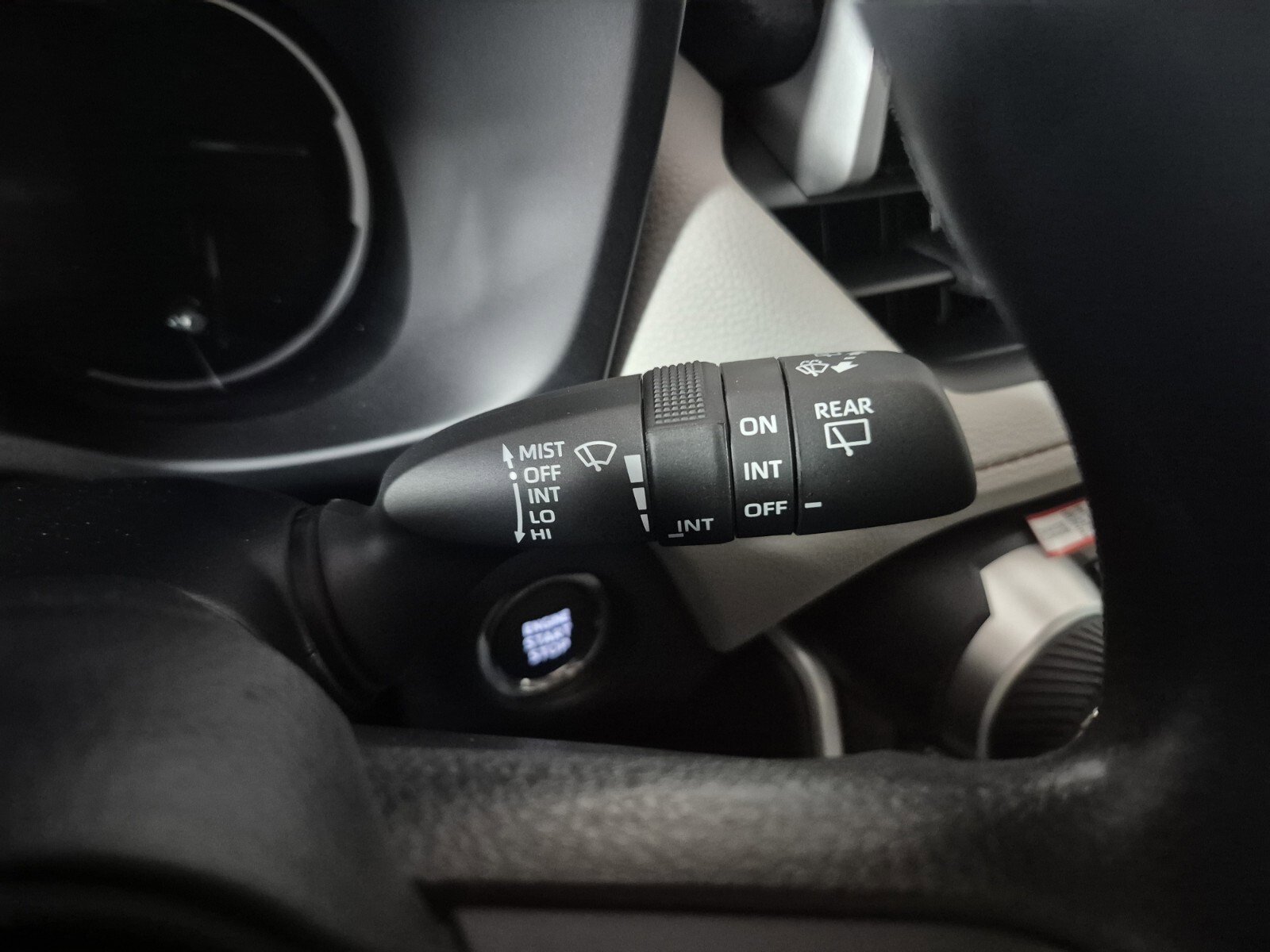 New 2025 Toyota RAV4 XLE image 21