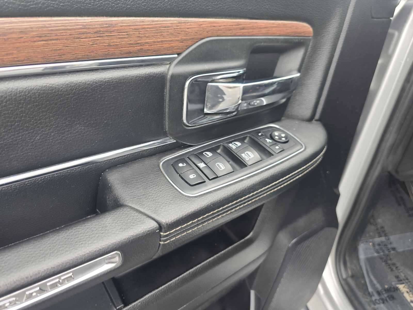 Used 2018 RAM 2500 Laramie AWD/4WD image 19