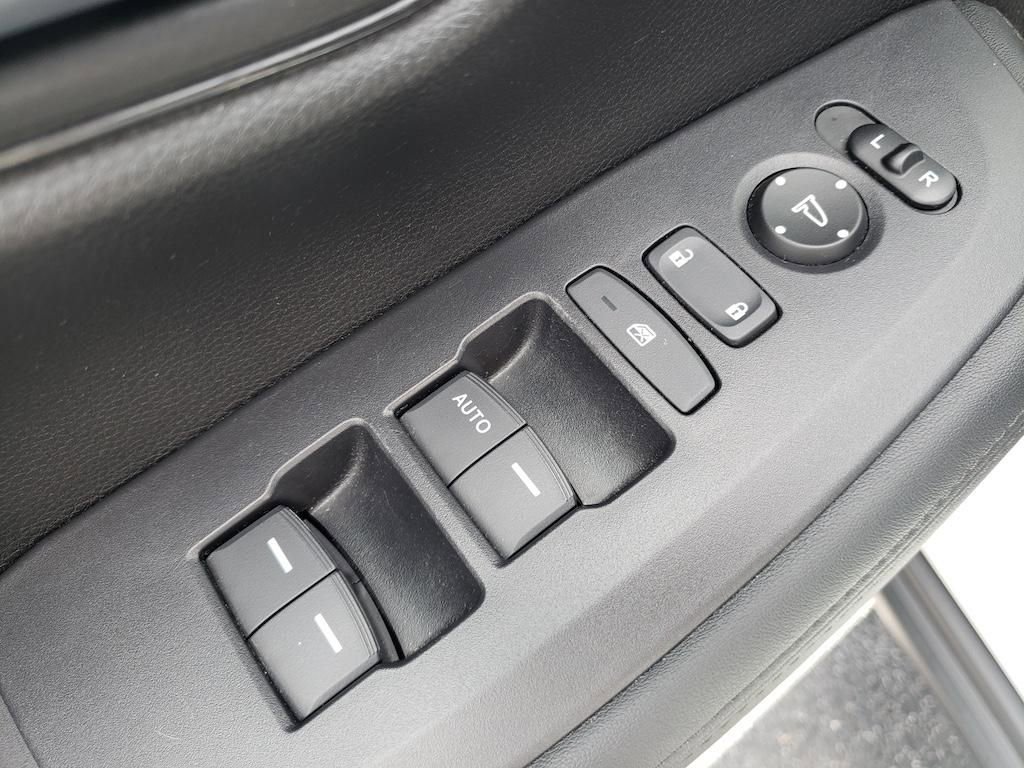 Used 2024 Honda HR-V LX image 16