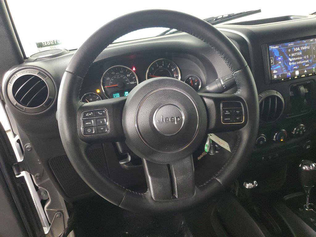 Used 2015 Jeep Wrangler Sport AWD/4WD image 13