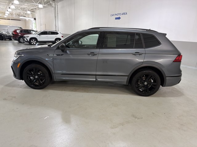 Certified 2024 Volkswagen Tiguan SE R-Line AWD/4WD image 5