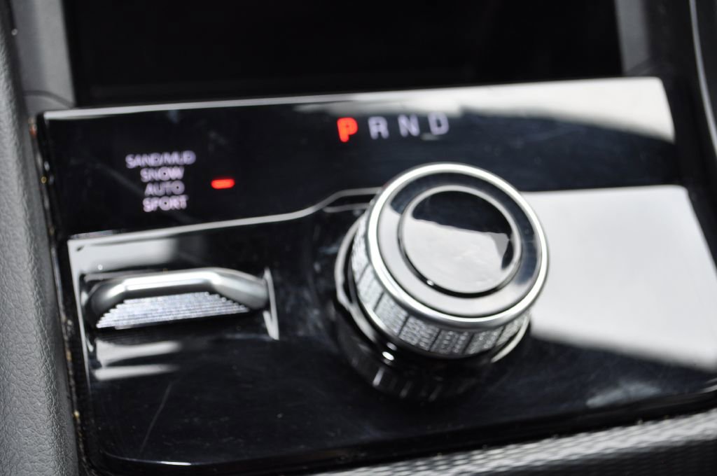 Used 2024 Jeep Grand Cherokee Limited image 15