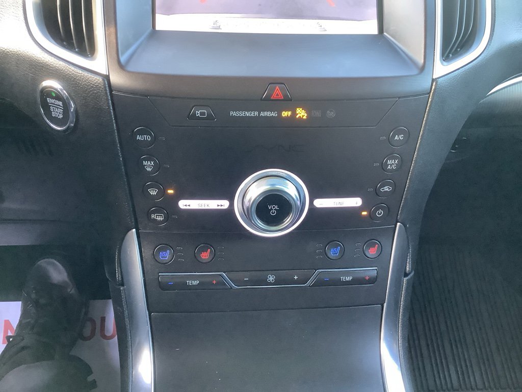 Used 2020 Ford Edge Titanium w/ Equipment Group 301A image 20