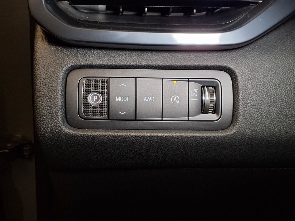 New 2027 GMC Acadia AT4 w/ Luxury Package AWD/4WD image 15