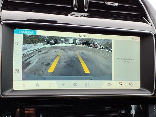 Used 2019 Jaguar F-PACE S image 19