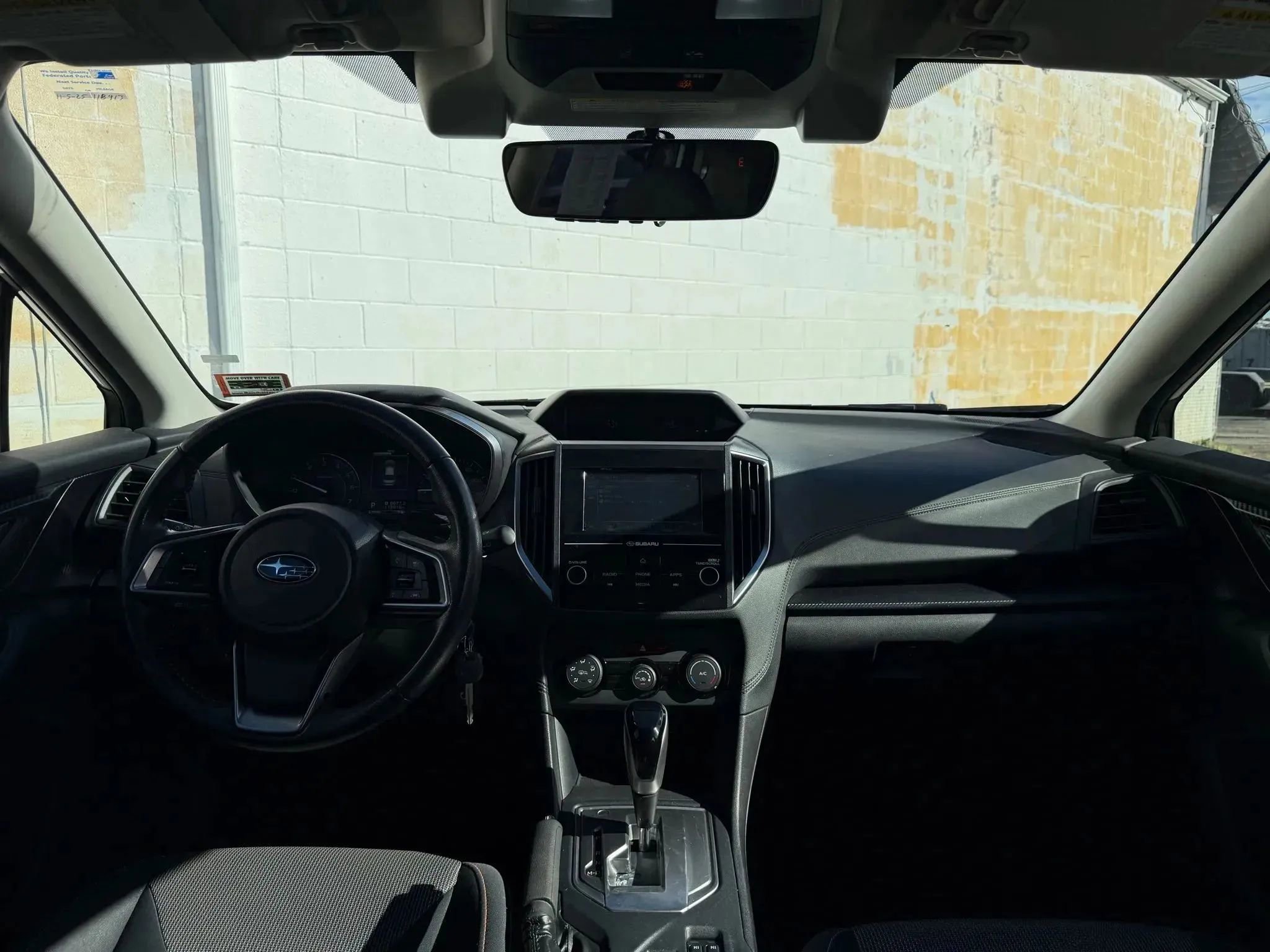 Used 2018 Subaru Crosstrek 2.0i Premium w/ Eyesight System image 9