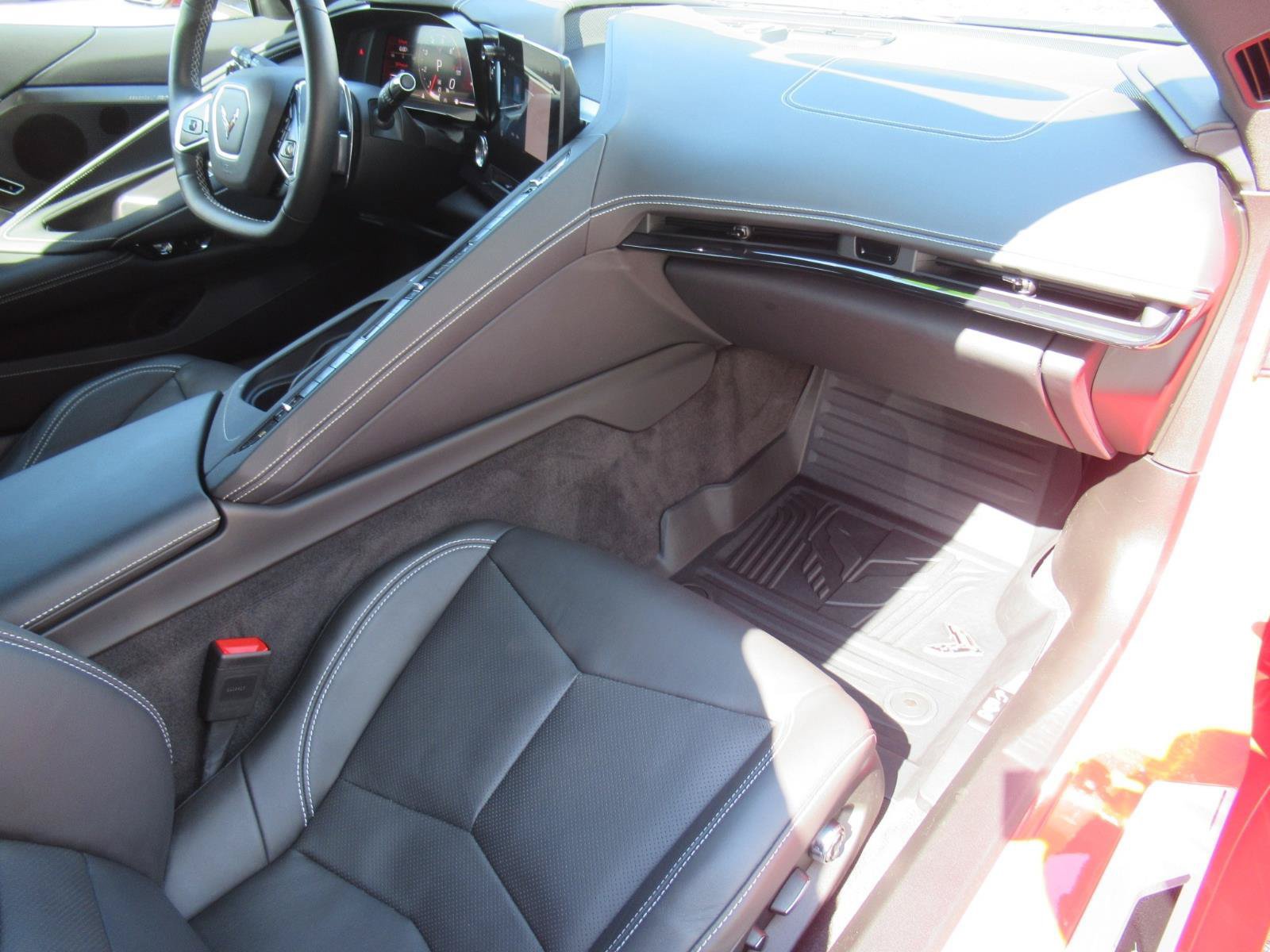 Used 2024 Chevrolet Corvette Stingray Preferred Cpe w/ Stealth Interior Trim Package RWD image 11