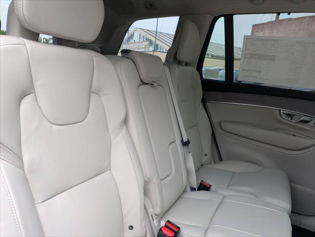 New 2026 Volvo XC90 T8 Ultra w/ Lounge Package AWD/4WD image 13