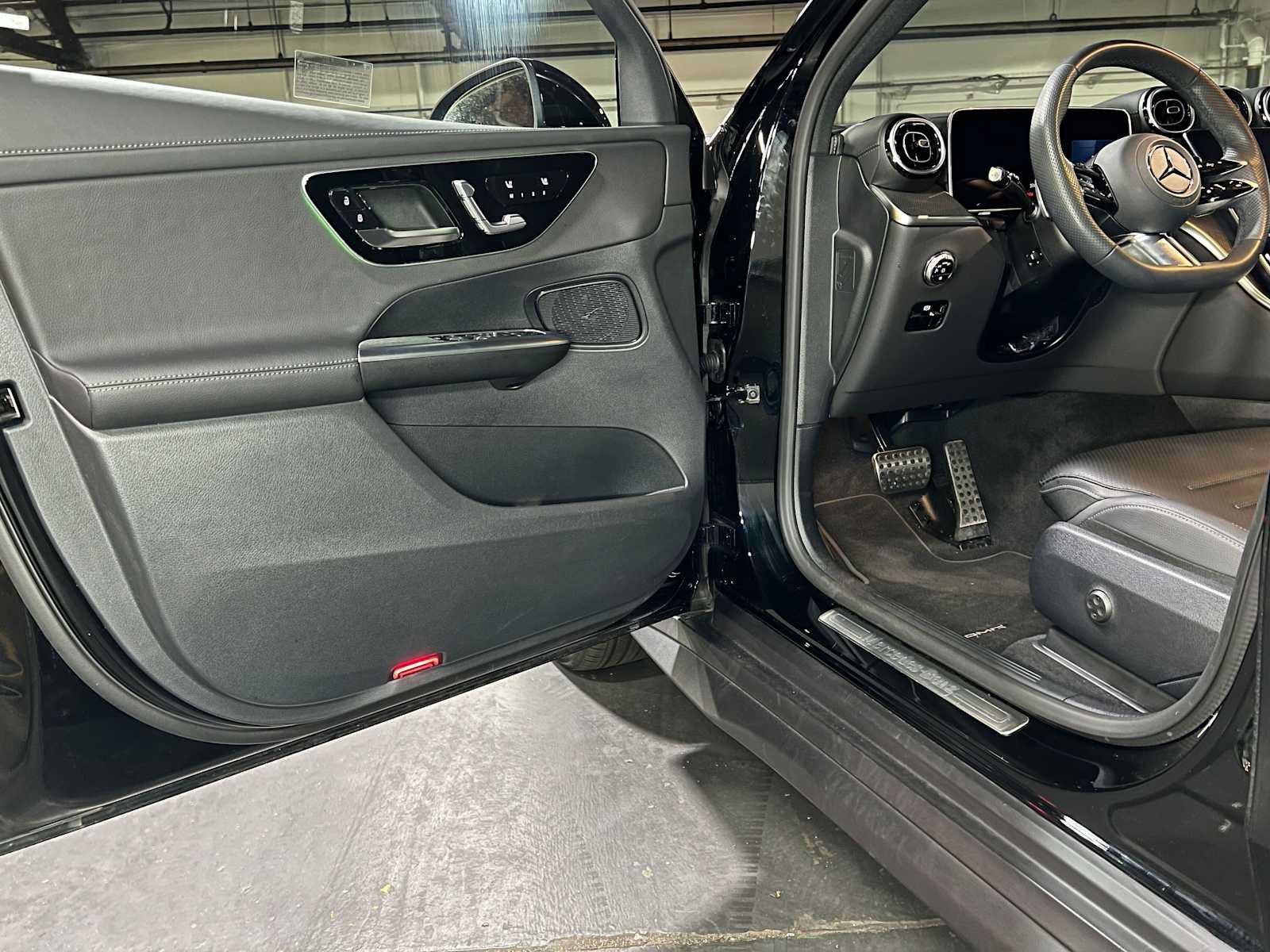Certified 2026 Mercedes-Benz GLC 300 4MATIC image 21