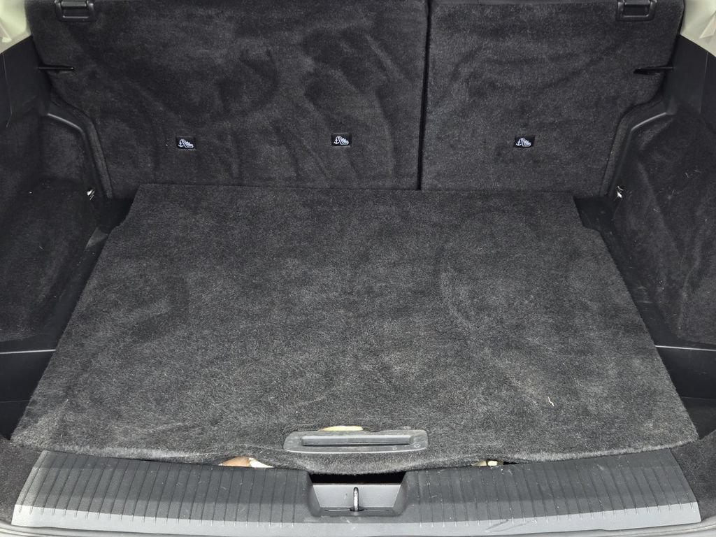 Used 2023 Nissan Rogue S FWD image 9