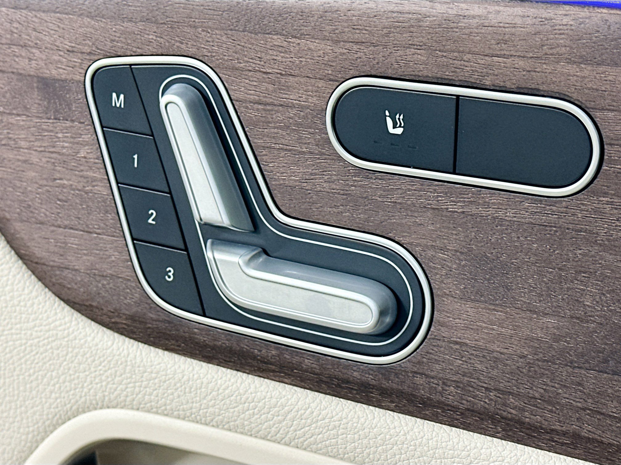 Certified 2022 Mercedes-Benz GLA 250 4MATIC image 26