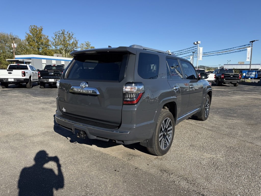 Used 2024 Toyota 4Runner Limited image 9