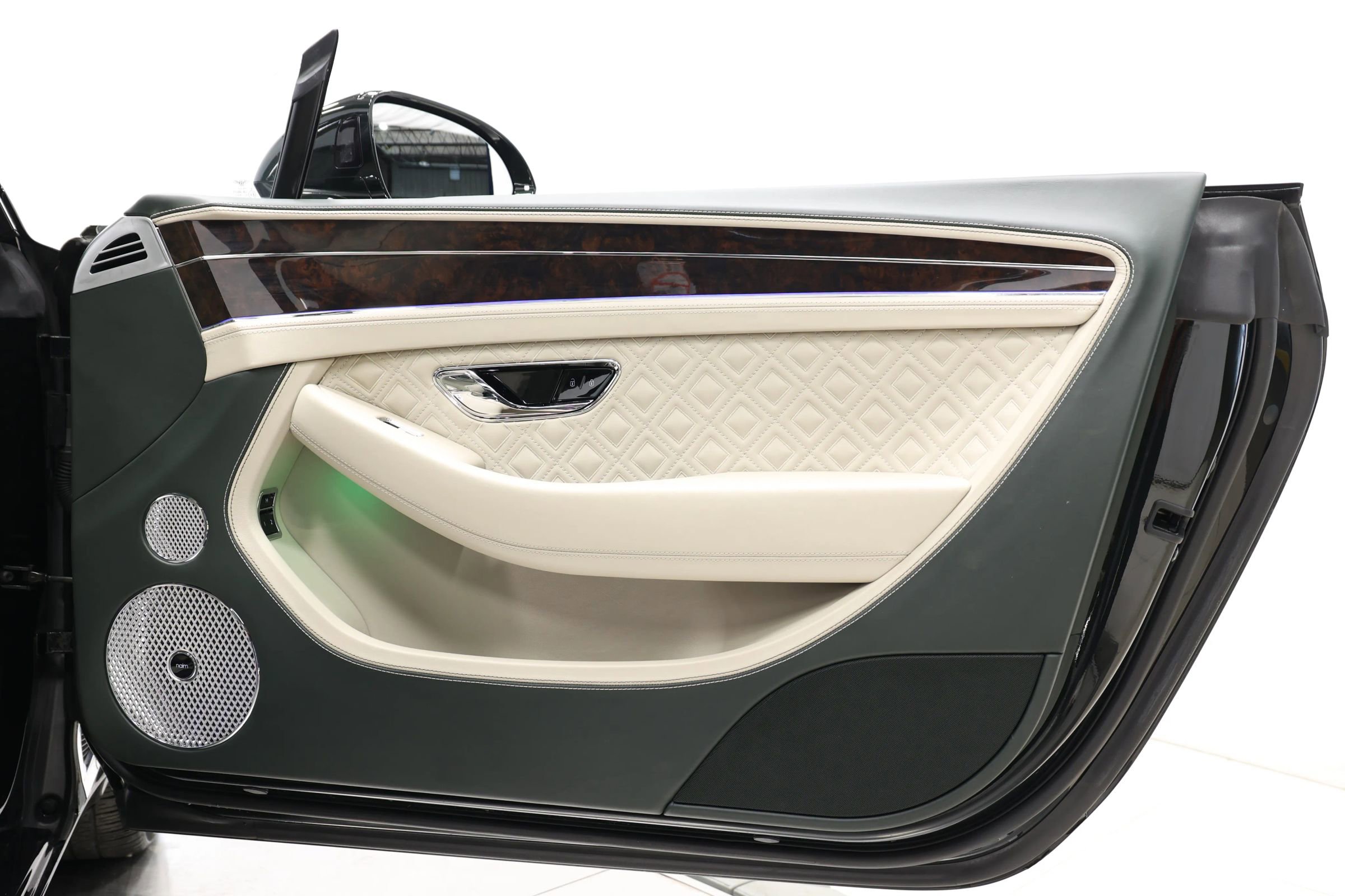 Used 2021 Bentley Continental GT image 86