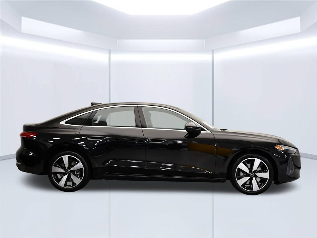 Used 2025 Audi A5 2.0T Premium Plus w/ Premium Plus AWD/4WD image 6