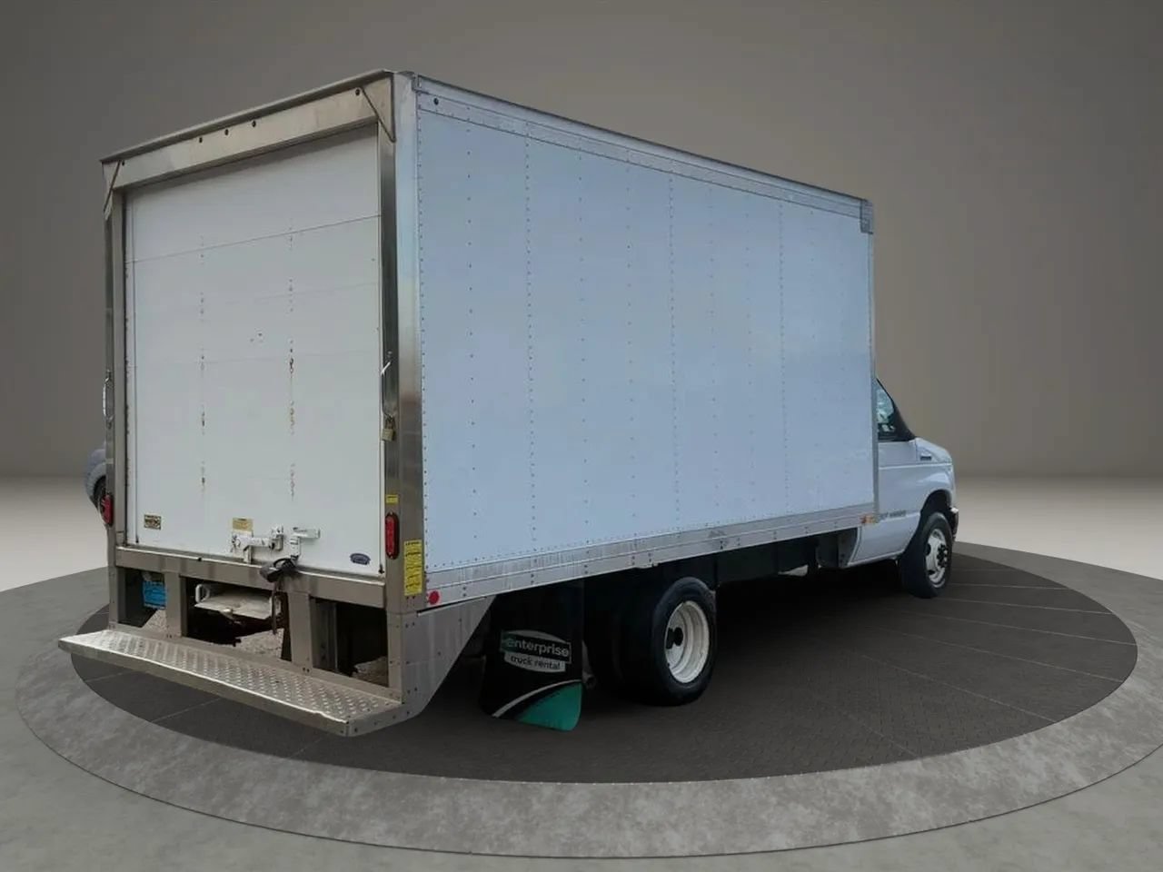 Used 2018 Ford E-350 and Econoline 350 Super Duty w/ Power Windows & Locks Group RWD image 4