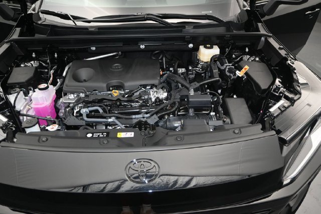 New 2026 Toyota RAV4 XSE AWD/4WD image 18