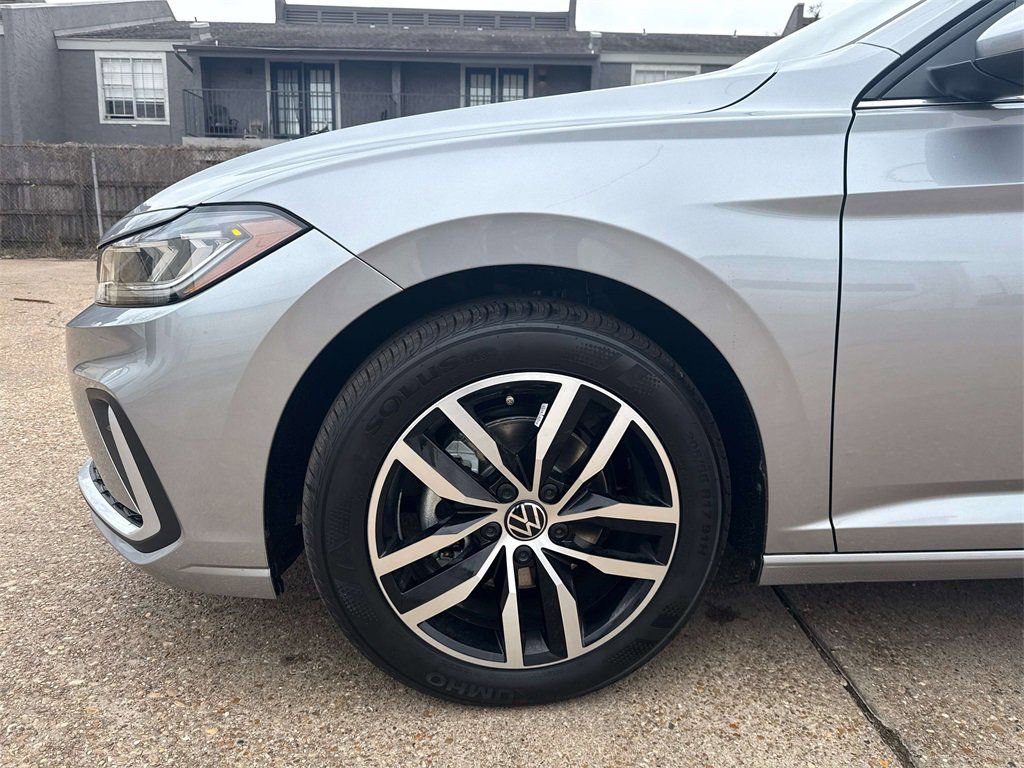 New 2026 Volkswagen Jetta SE image 5