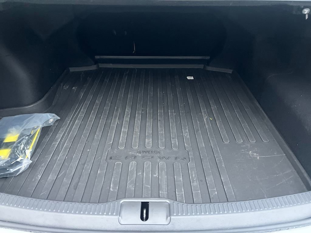 Certified 2025 Toyota Crown Limited image 23