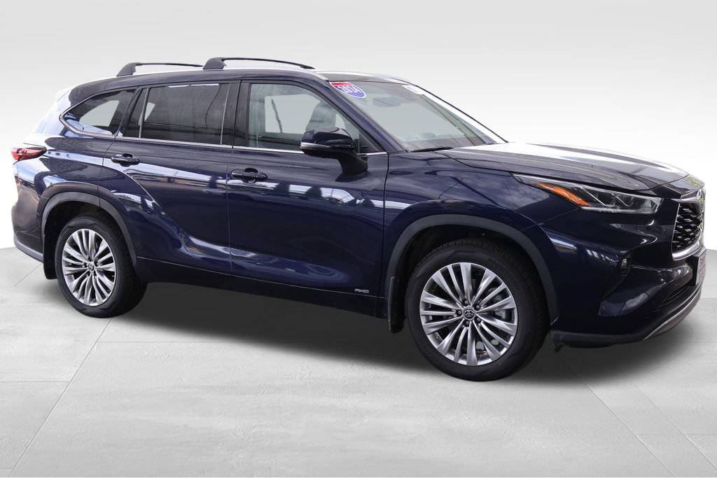 Used 2024 Toyota Highlander Platinum AWD/4WD image 20