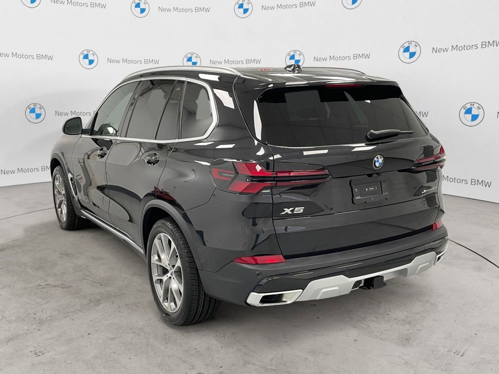 New 2026 BMW X5 xDrive40i image 3