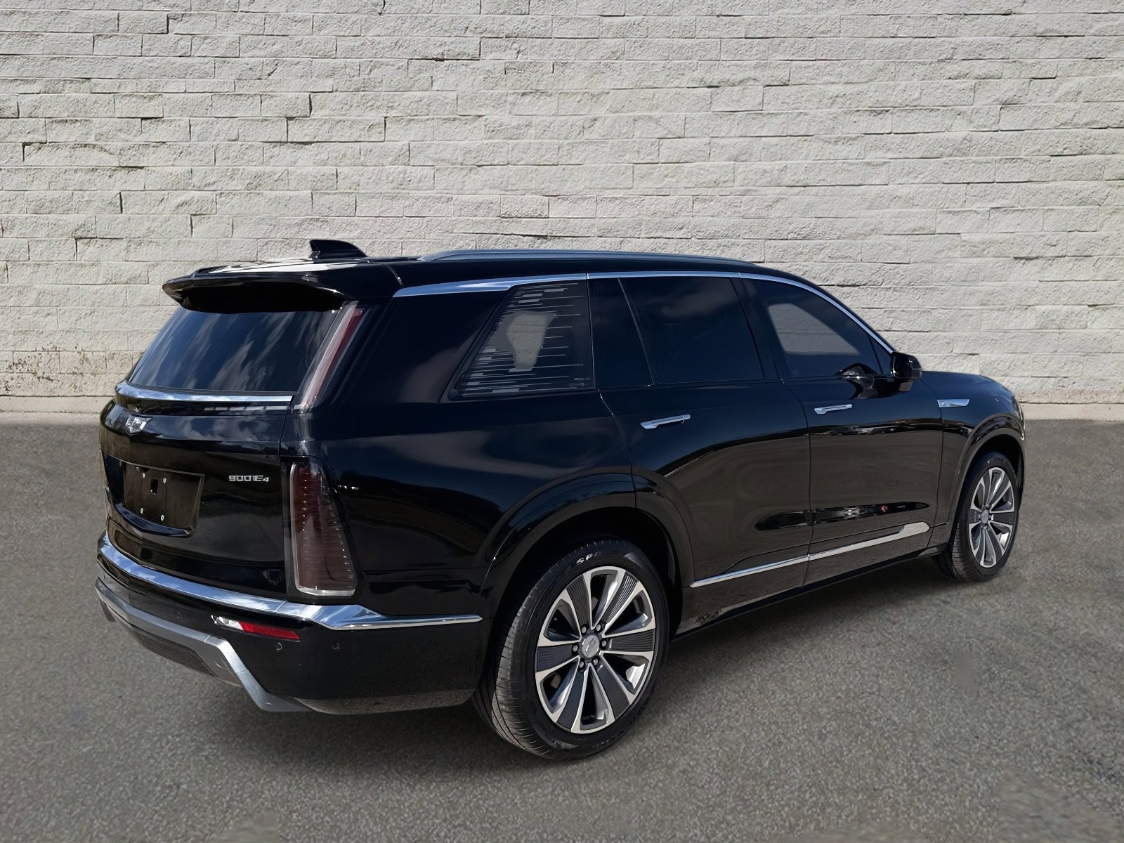 Used 2026 Cadillac Vistiq Luxury image 5