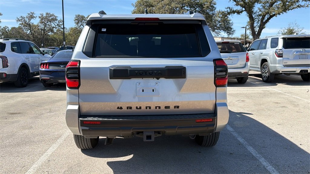 Used 2025 Toyota 4Runner SR5 image 7