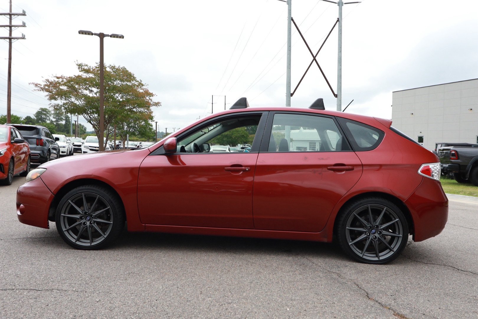 Used 2011 Subaru Impreza 2.5i AWD/4WD image 2