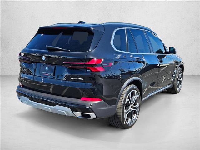 New 2026 BMW X5 xDrive40i w/ Parking Assistance Package AWD/4WD image 2