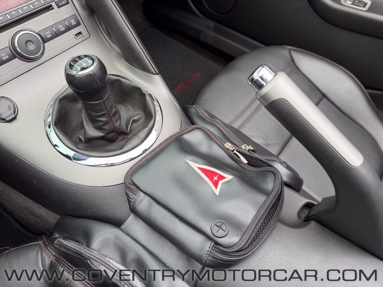 Used 2008 Pontiac Solstice GXP w/ Premium Package RWD image 18