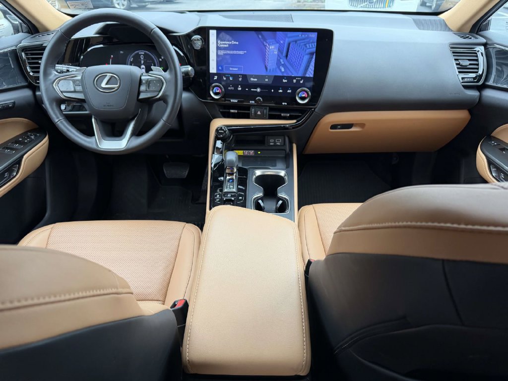 Used 2024 Lexus NX 350h AWD image 8