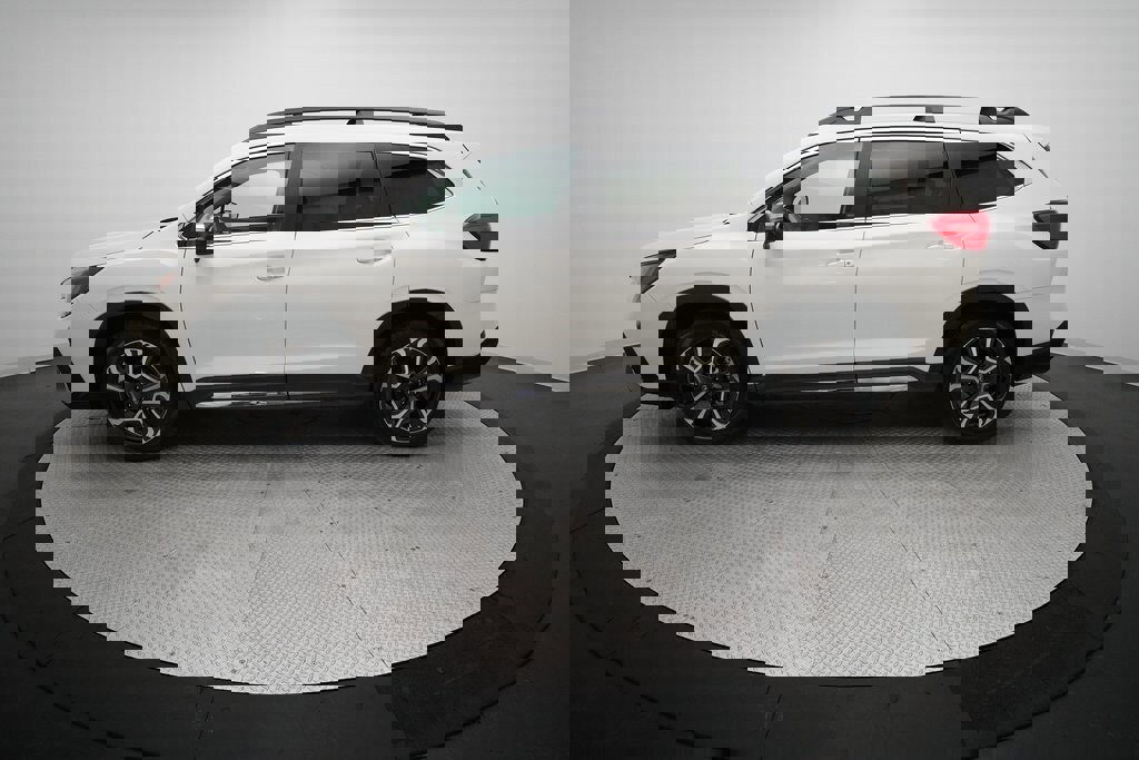 Certified 2023 Subaru Ascent Limited w/ Technology Package image 25