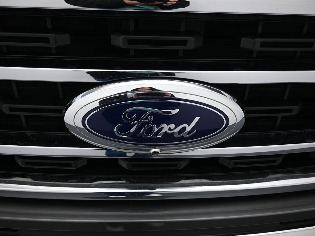 Used 2023 Ford F150 XLT w/ Equipment Group 302A High image 29