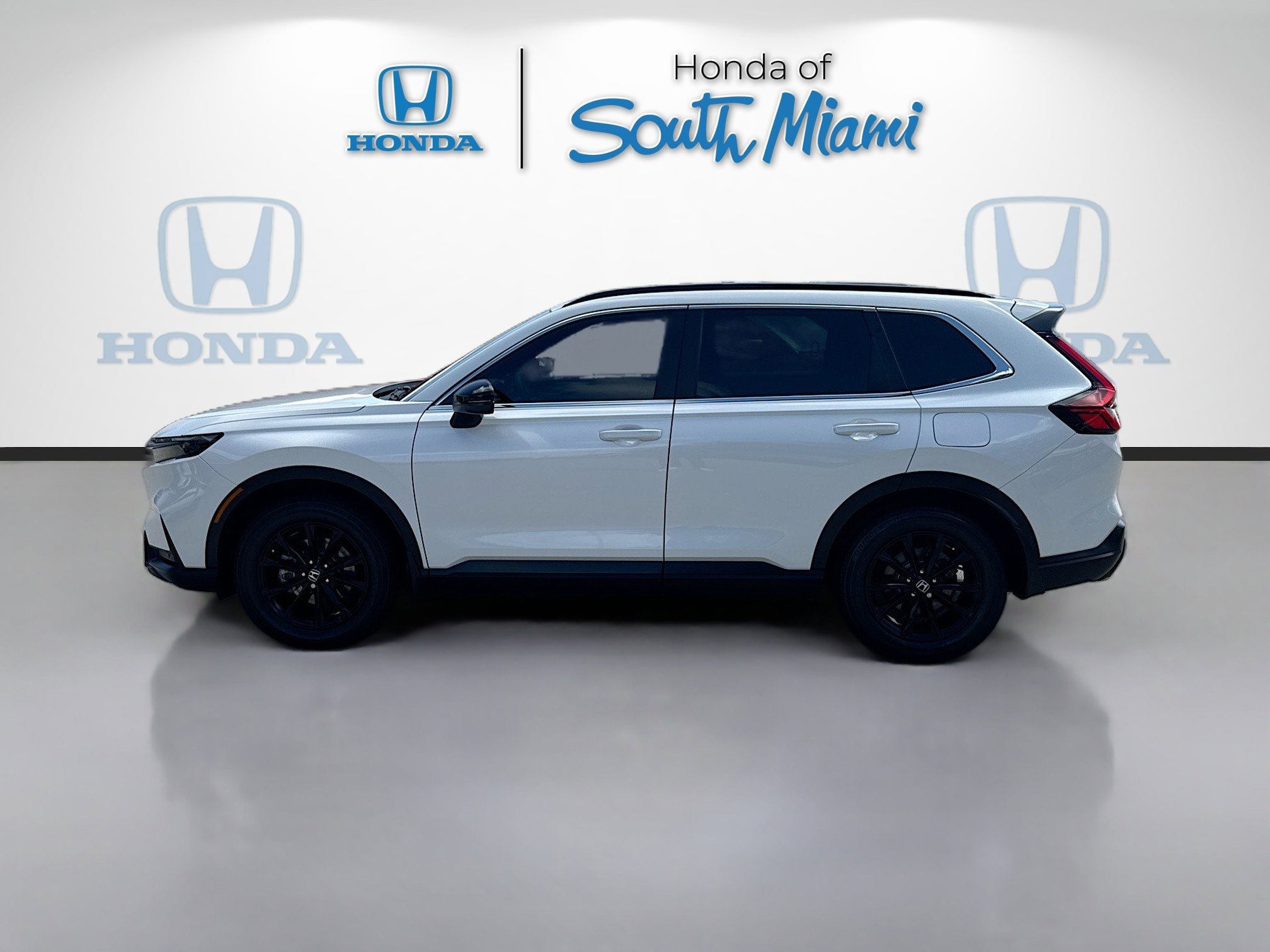 Certified 2025 Honda CR-V Sport-L image 4