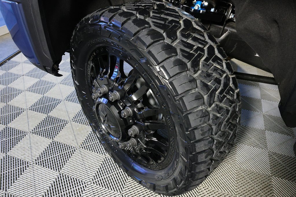 Used 2025 GMC Sierra 3500 Denali Ultimate image 44