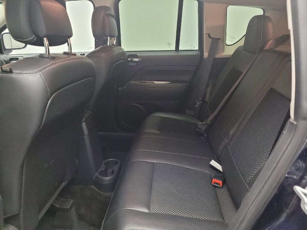 Used 2017 Jeep Compass Latitude AWD/4WD image 18