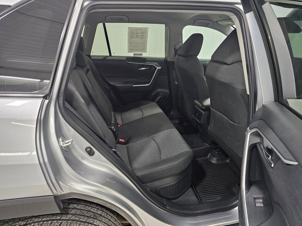 Used 2024 Toyota RAV4 XLE image 18