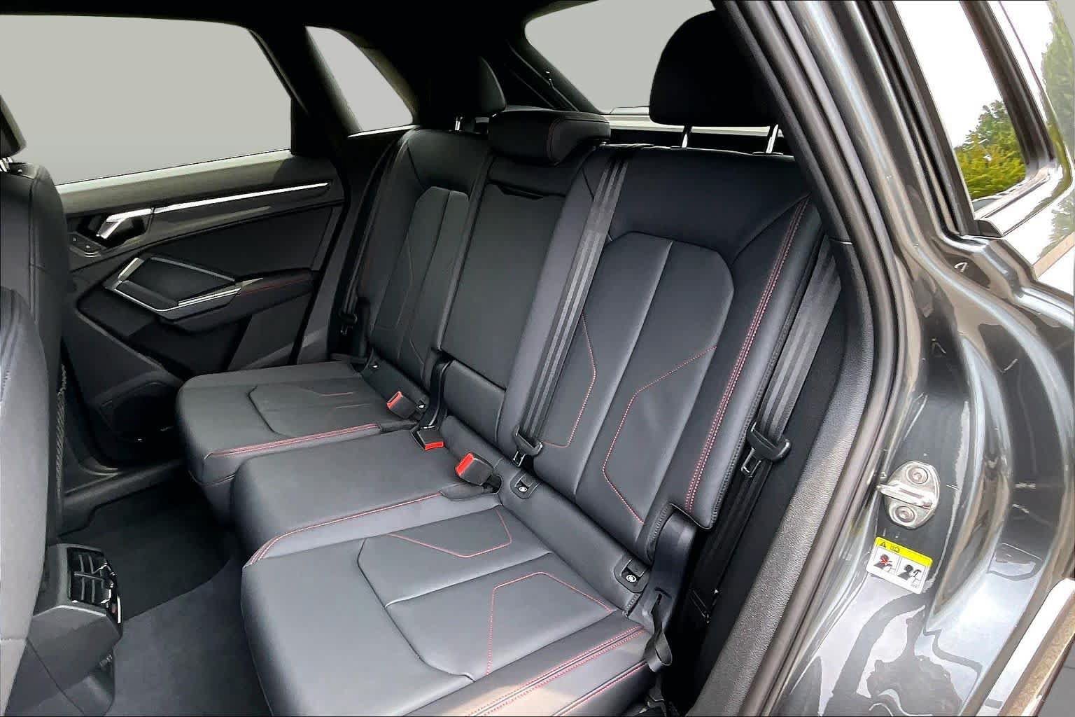 Used 2025 Audi Q3 2.0T Premium Plus AWD/4WD image 21