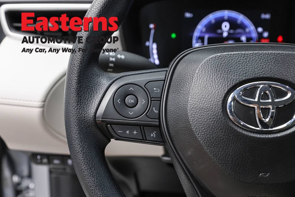 Used 2026 Toyota Corolla Cross L FWD image 14