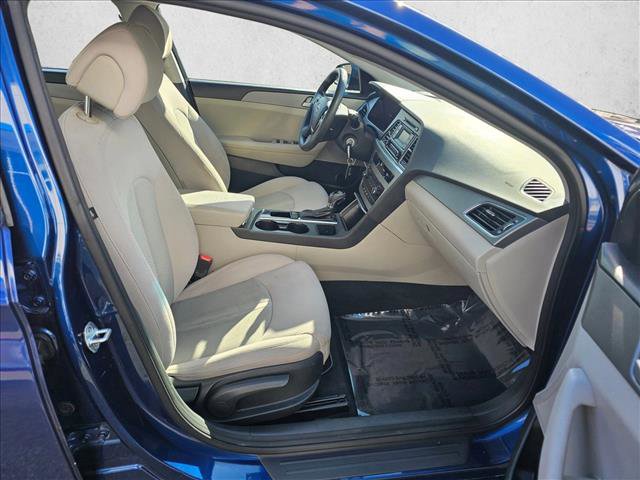 Used 2015 Hyundai Sonata SE FWD image 10