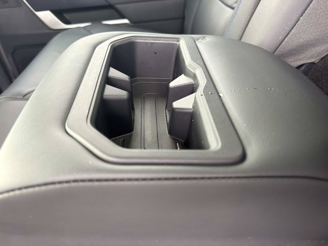 Used 2025 Toyota Tundra Platinum AWD/4WD image 19
