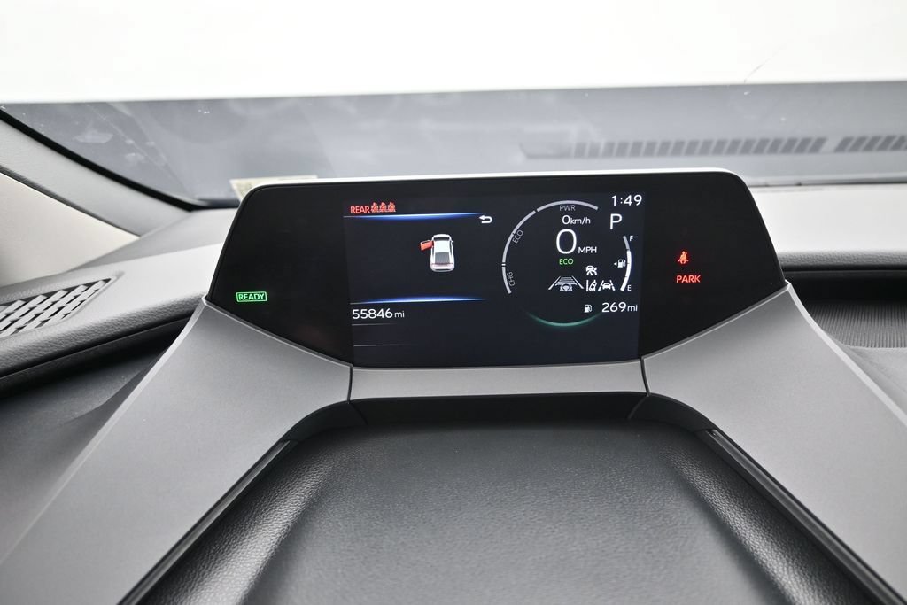 Used 2024 Toyota Prius LE FWD image 10