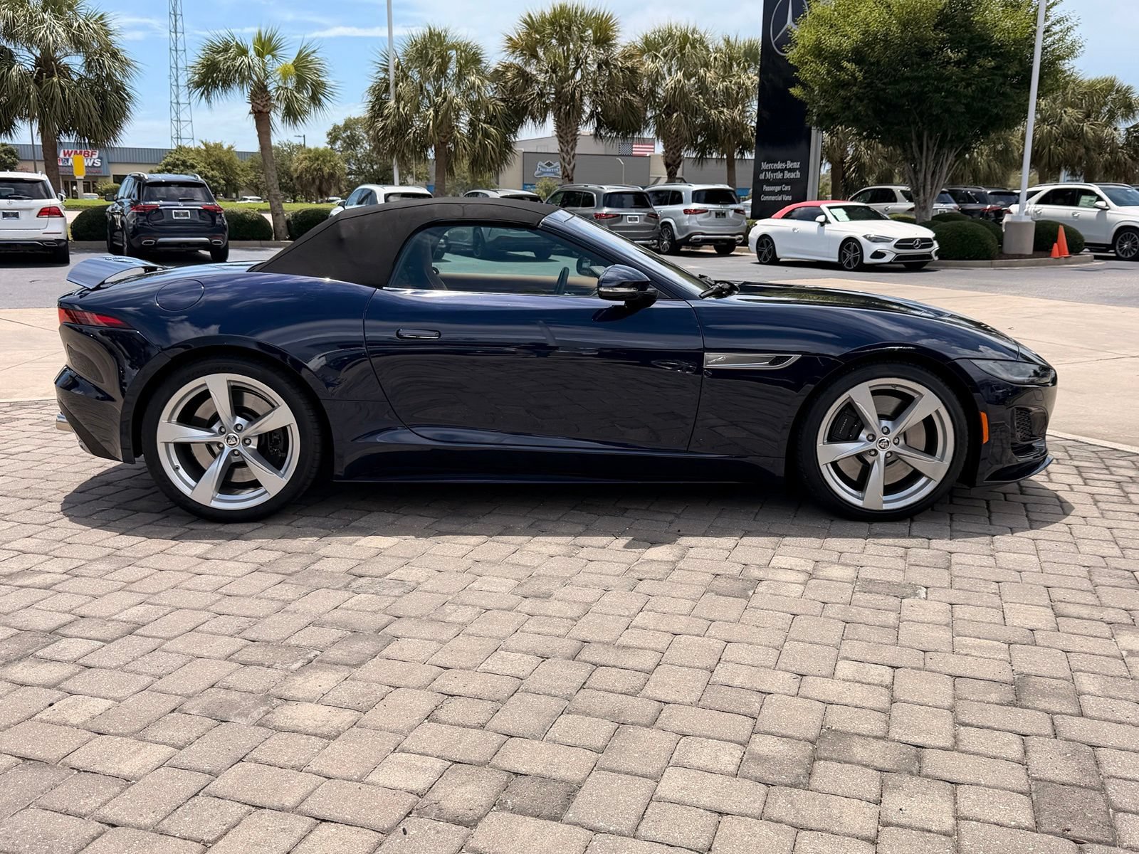 Used 2024 Jaguar F-TYPE R-Dynamic RWD image 8