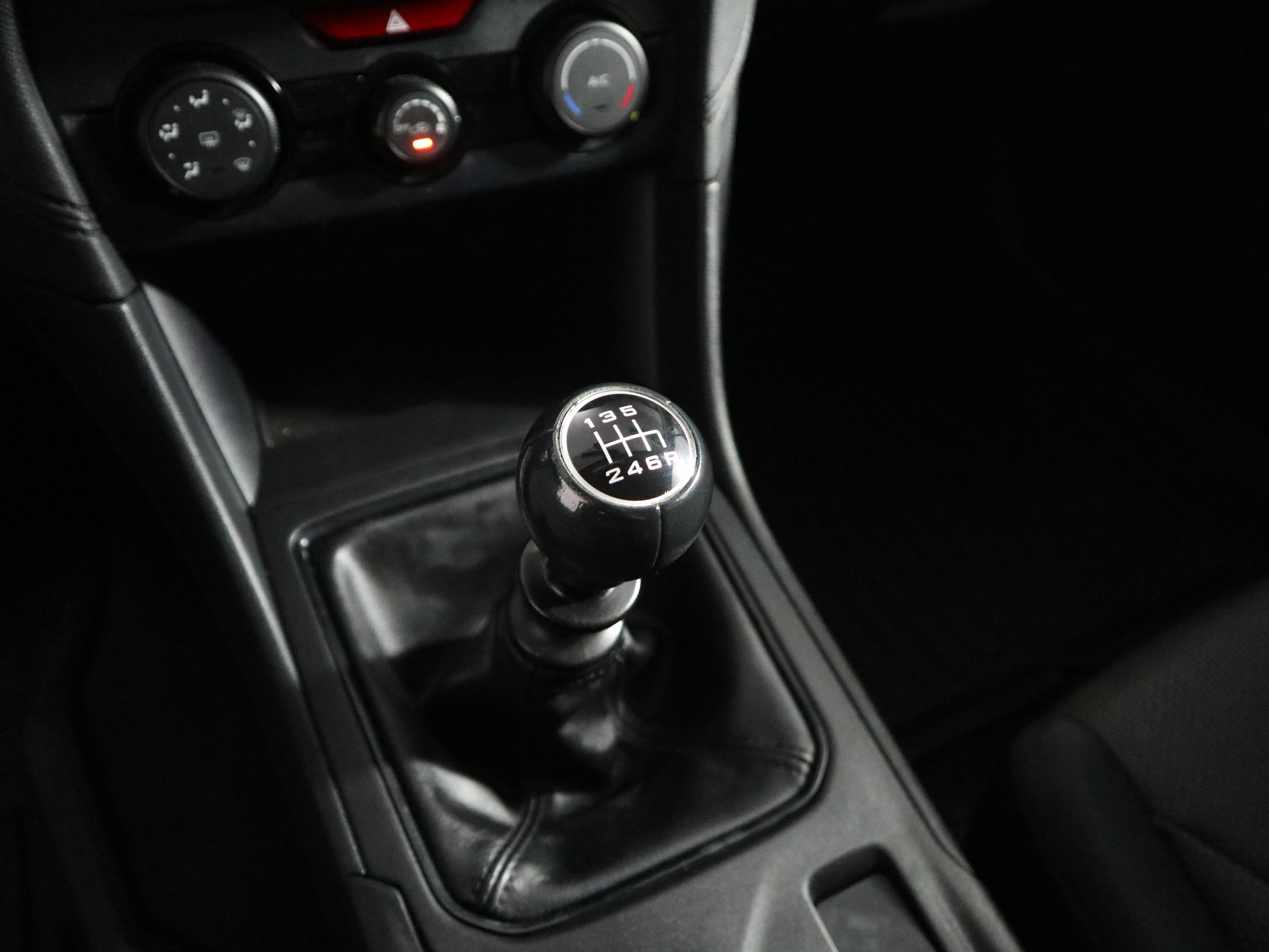 Used 2019 Subaru Crosstrek 2.0i image 22