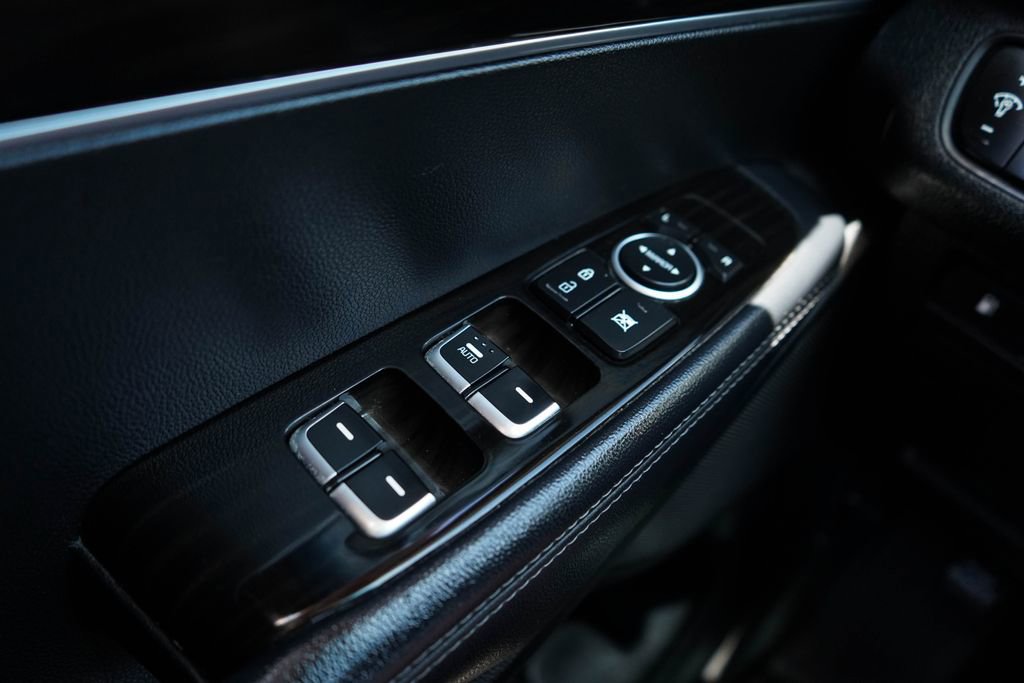 Used 2019 Kia Sorento L FWD image 28